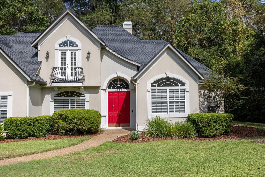 Photo of 4509 NW 53rd Street, Gainesville, FL 32606 (MLS # GC534705)