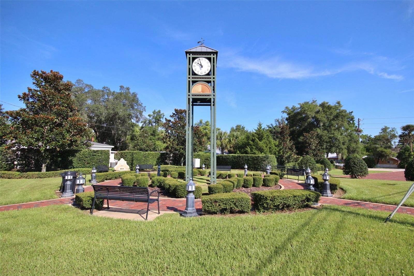 LAKE SEARCY SHORES - Residential