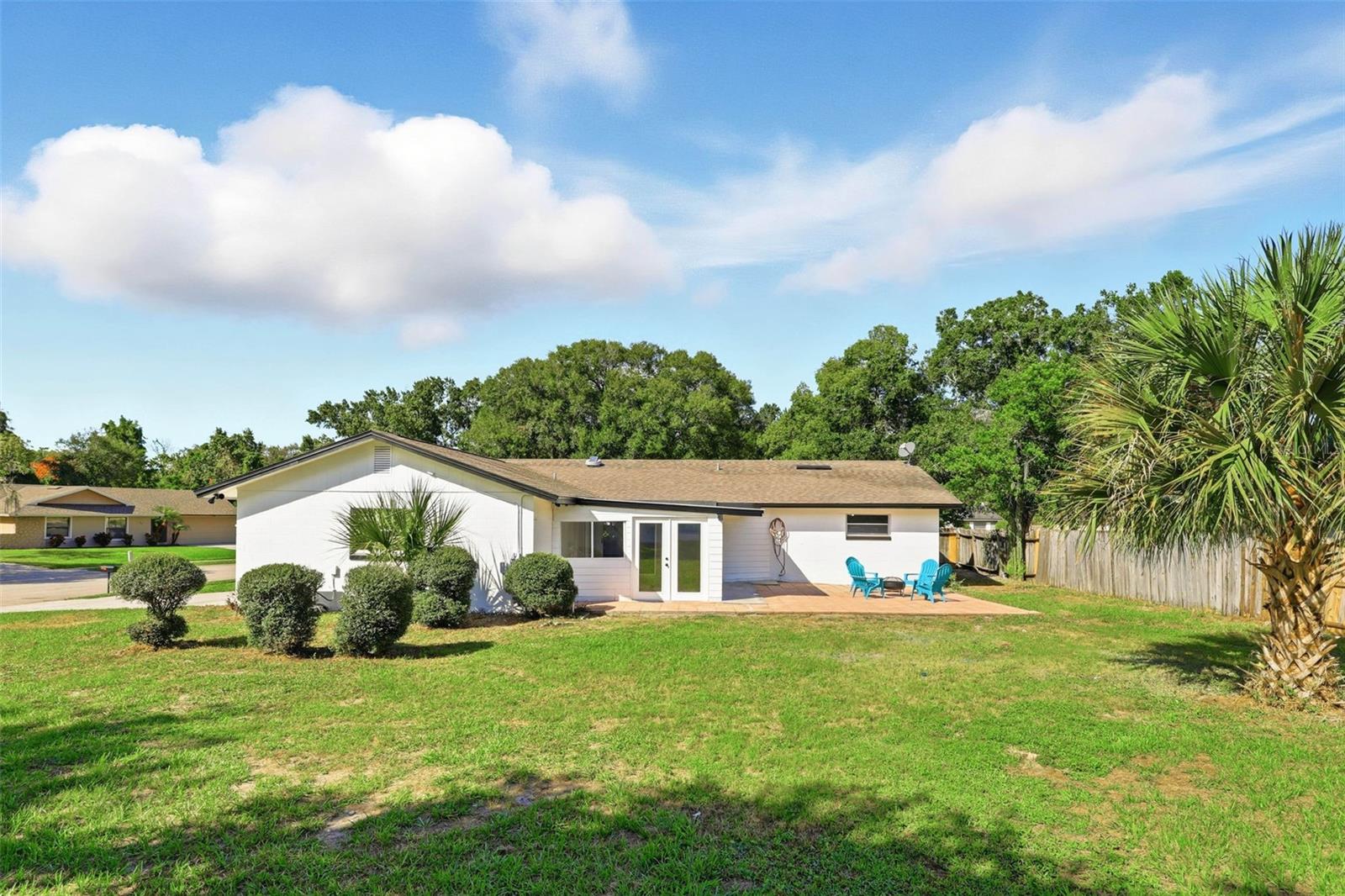 110 PINEAPPLE COURT