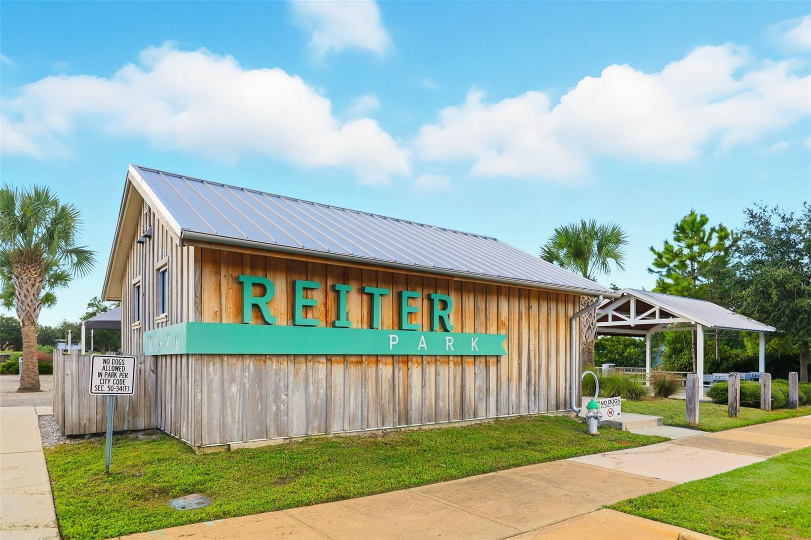 LAKE SEARCY SHORES - Residential