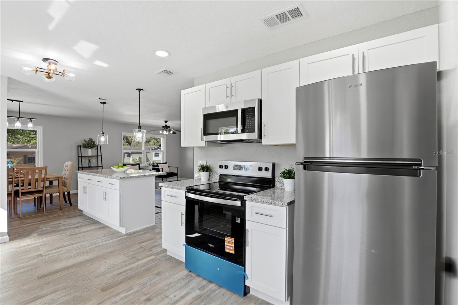 LAKE SEARCY SHORES - Residential