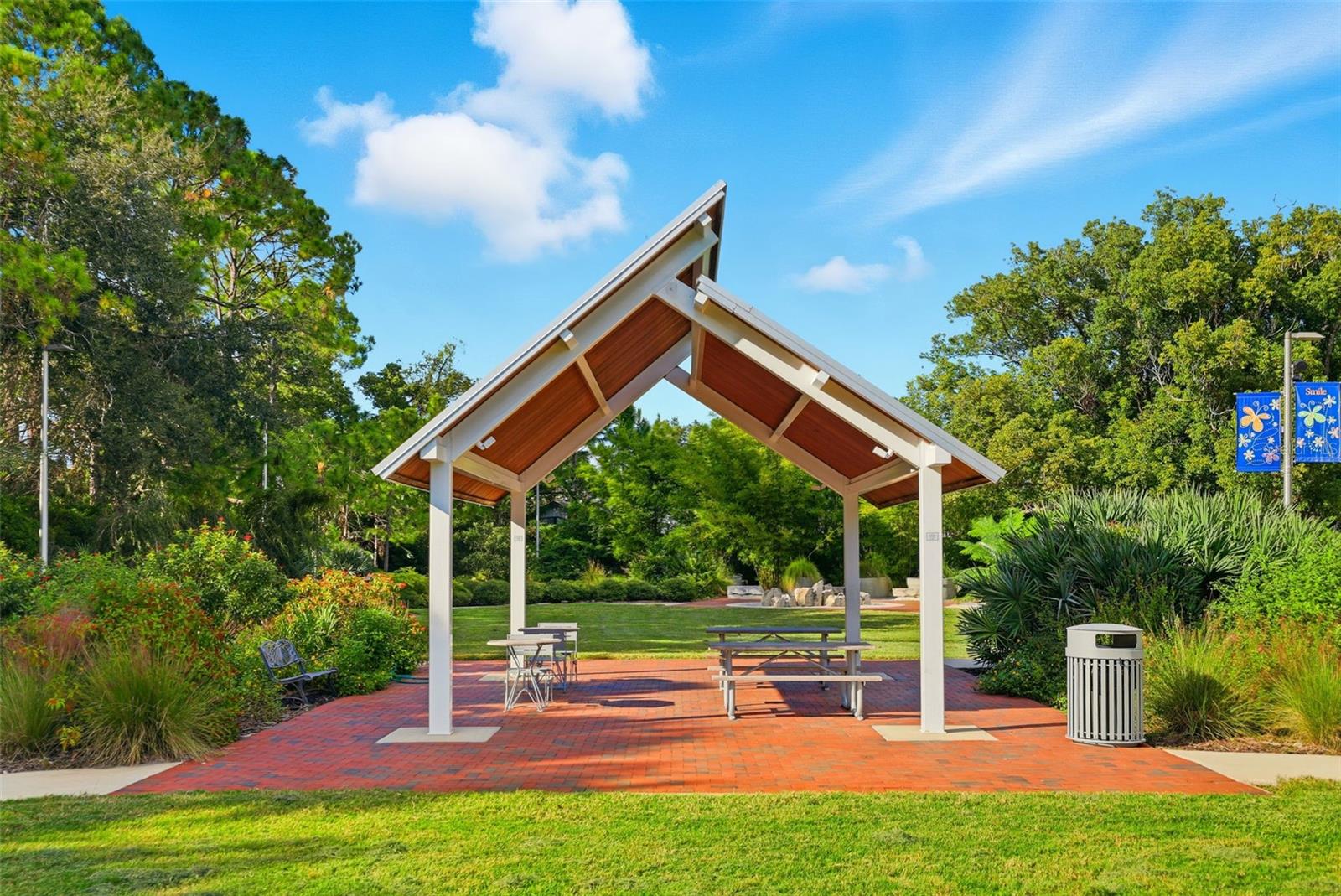 LAKE SEARCY SHORES - Residential