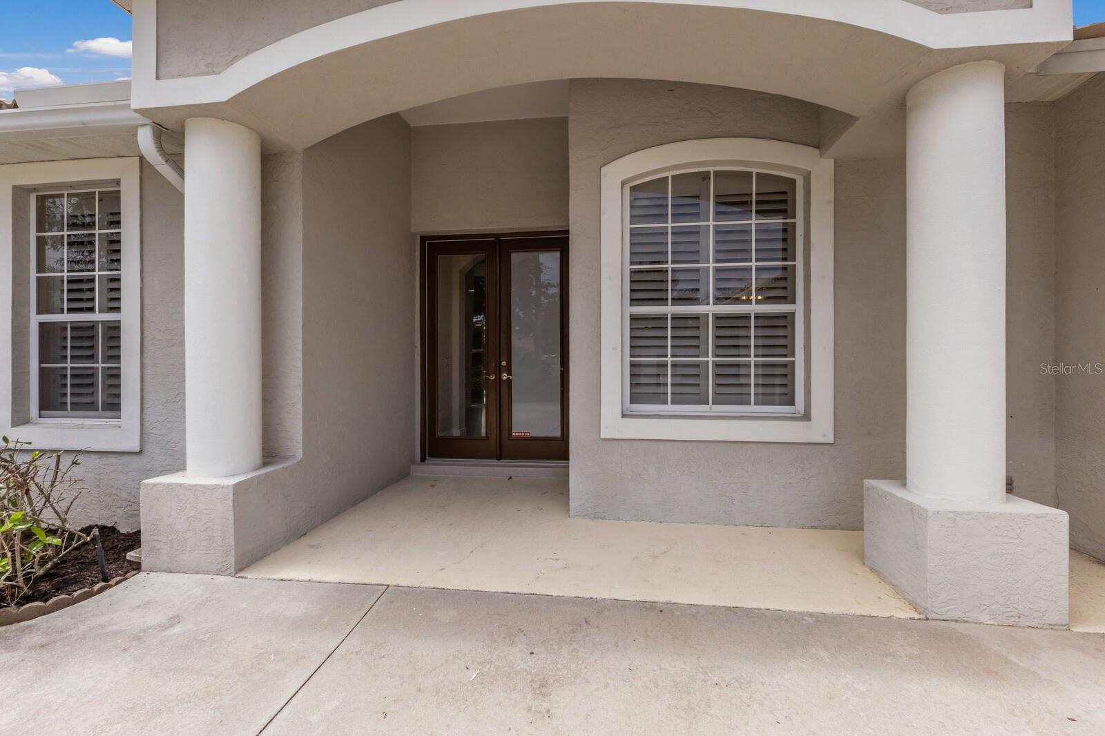 4998 CEDAR OAK WAY