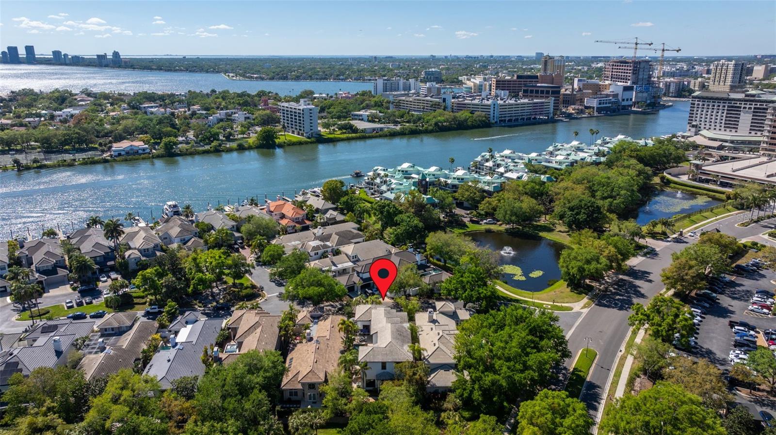 ISLAND HOMES - Residential