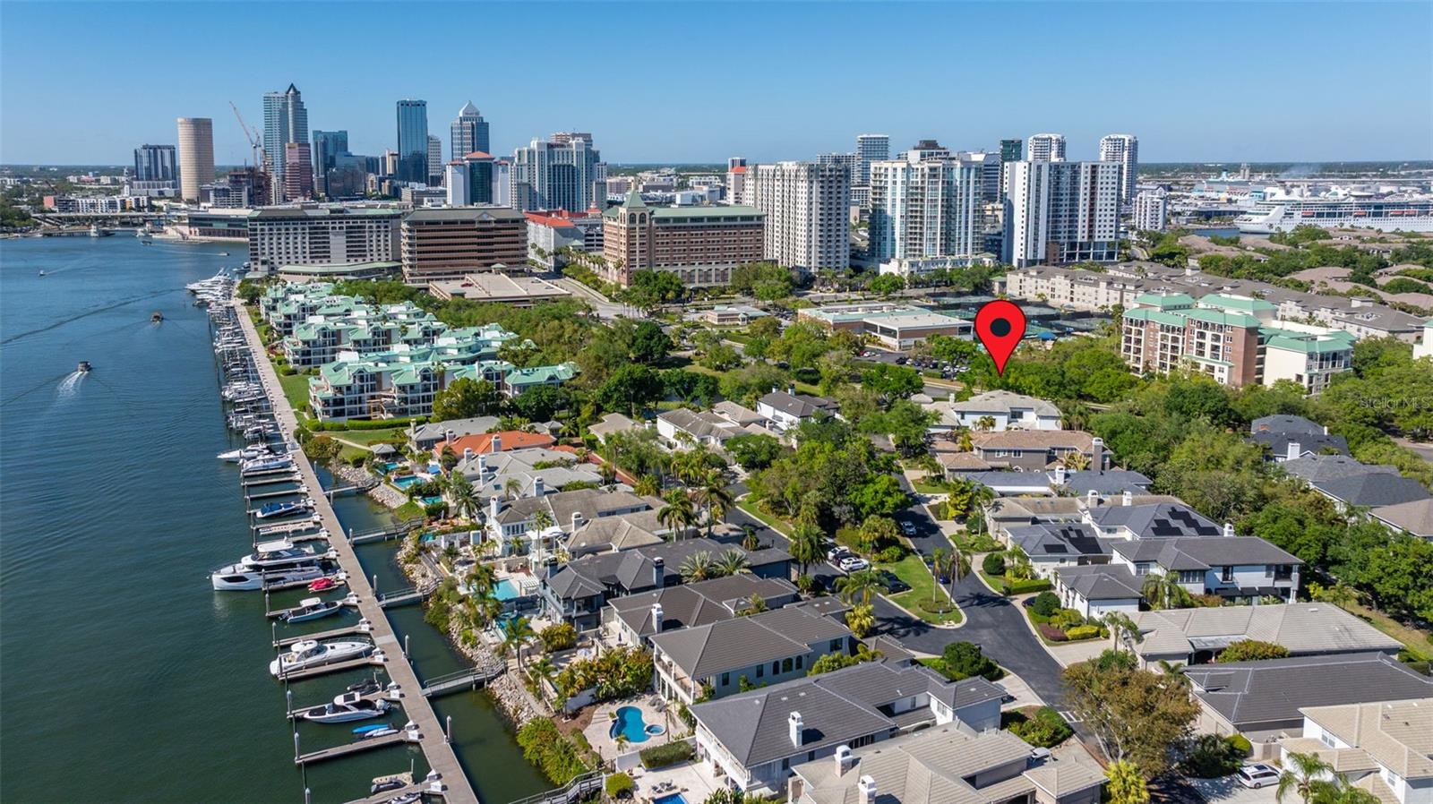 ISLAND HOMES - Residential