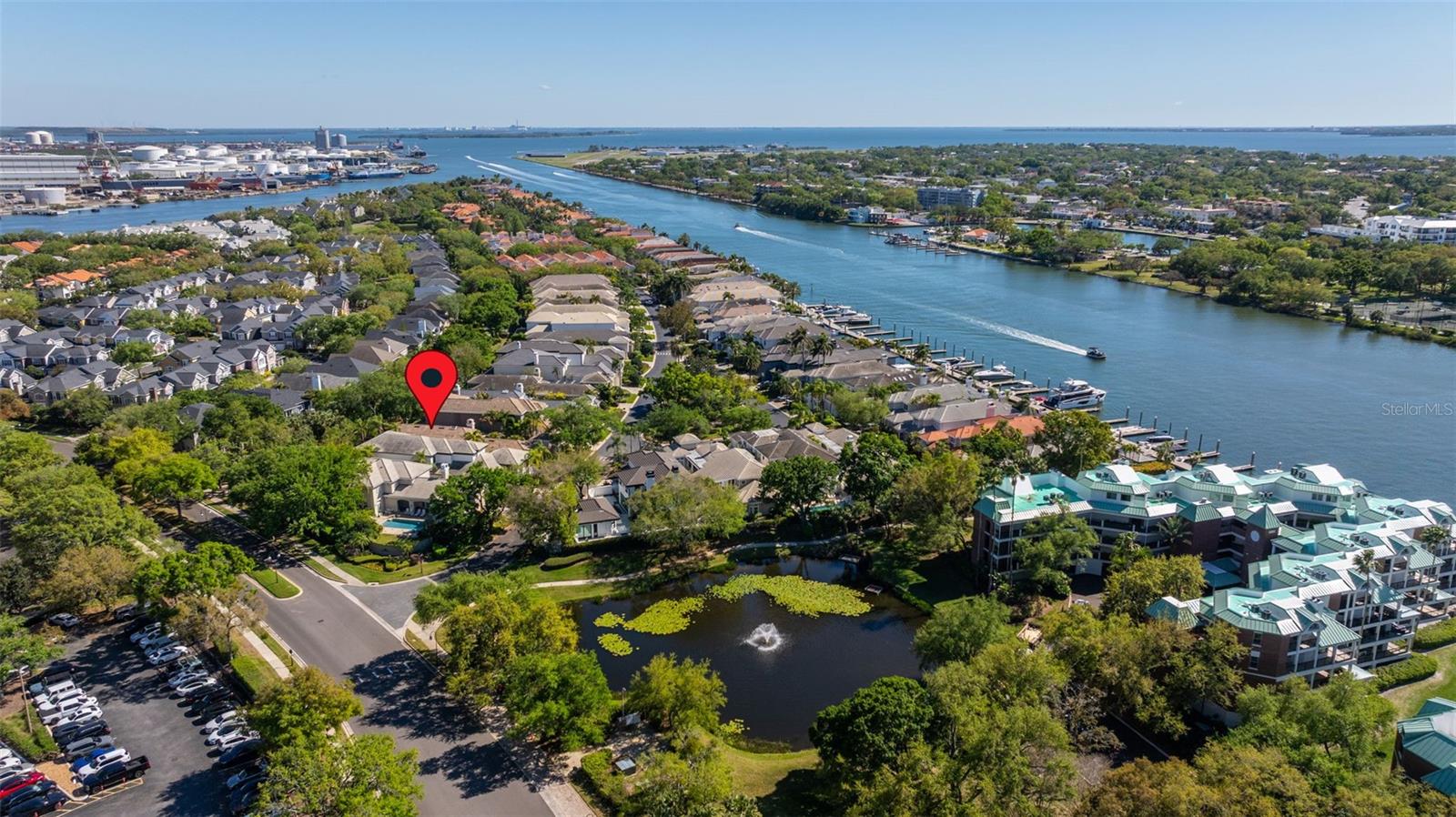 ISLAND HOMES - Residential