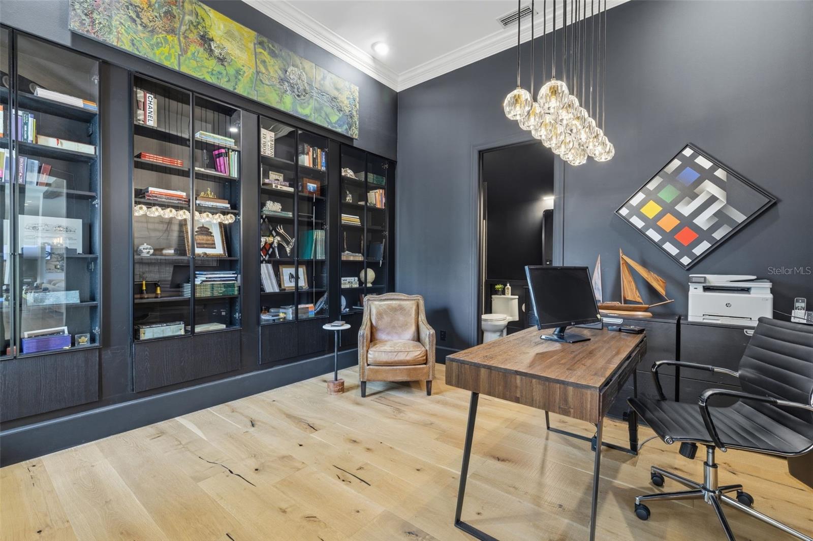 ISLAND HOMES - Residential