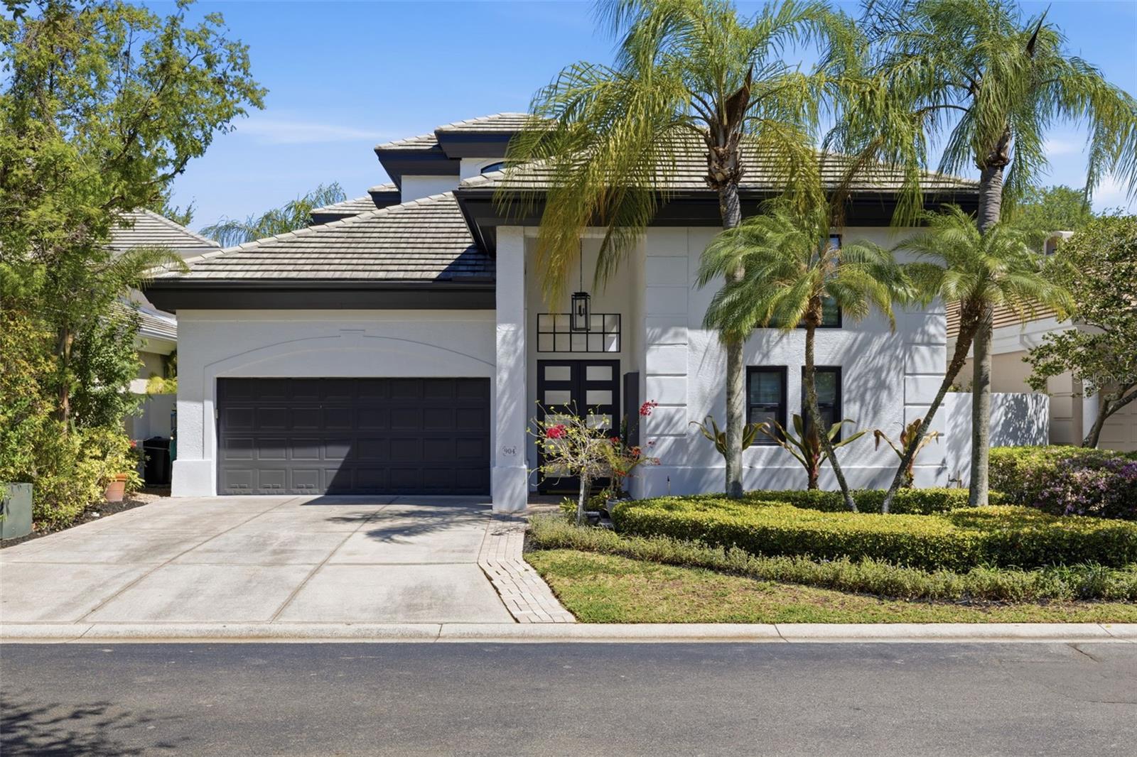 ISLAND HOMES - Residential