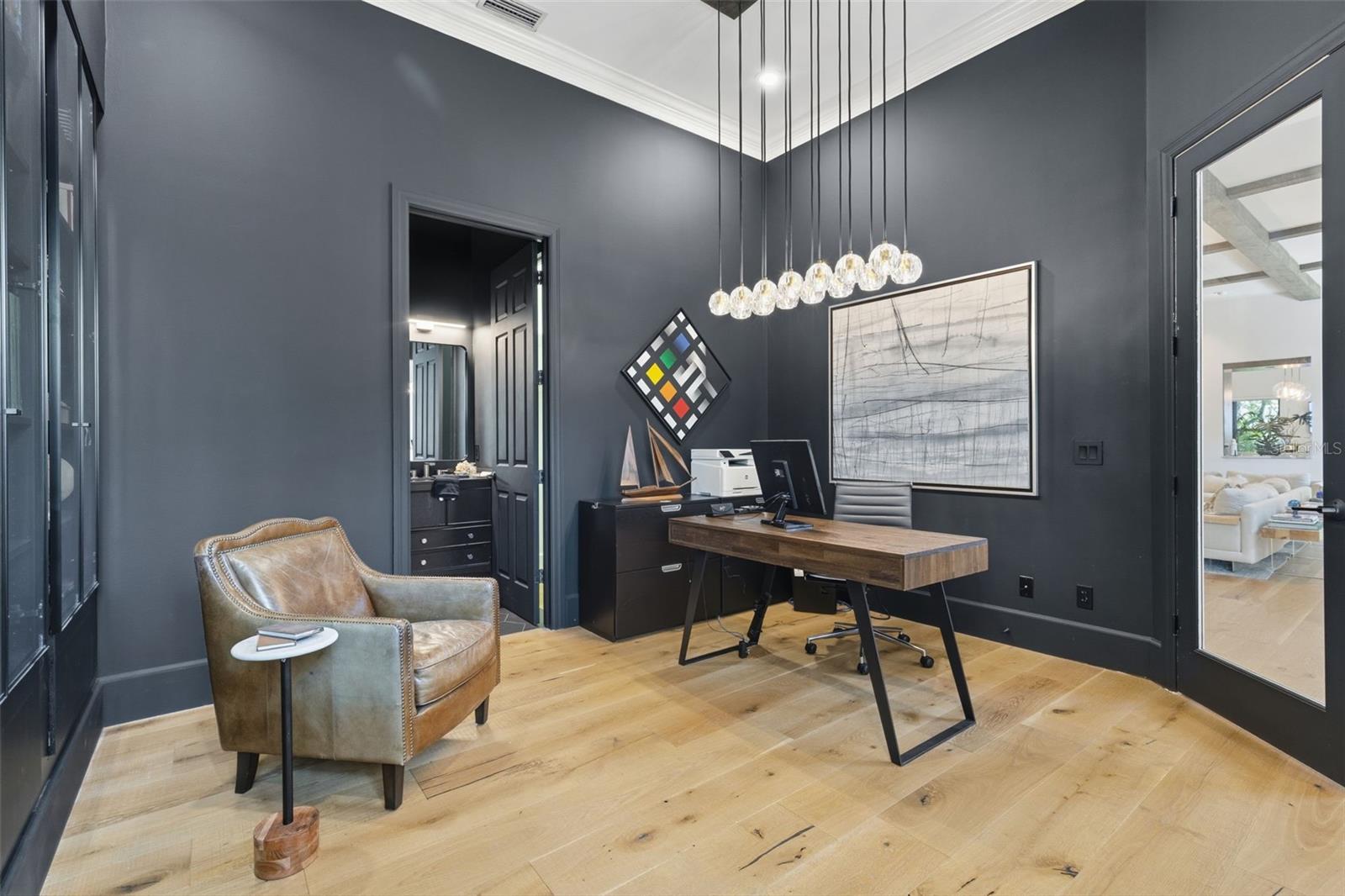 ISLAND HOMES - Residential