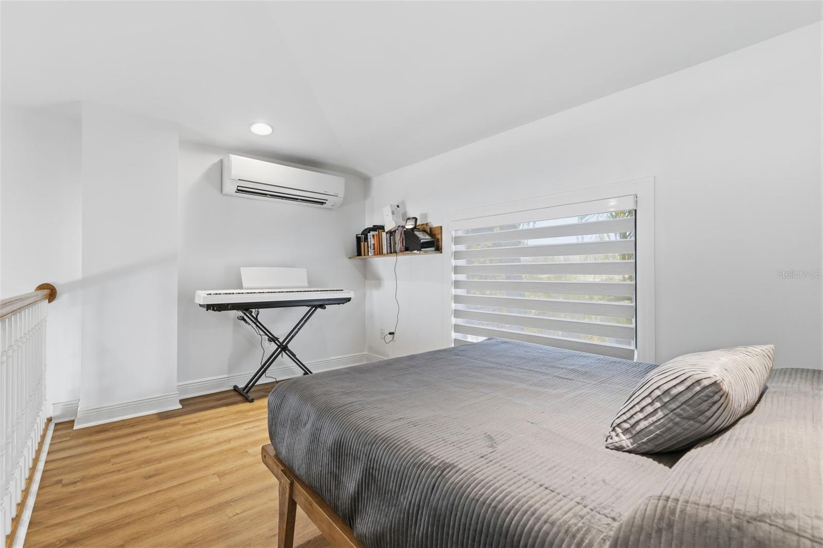 ISLAND HOMES - Residential