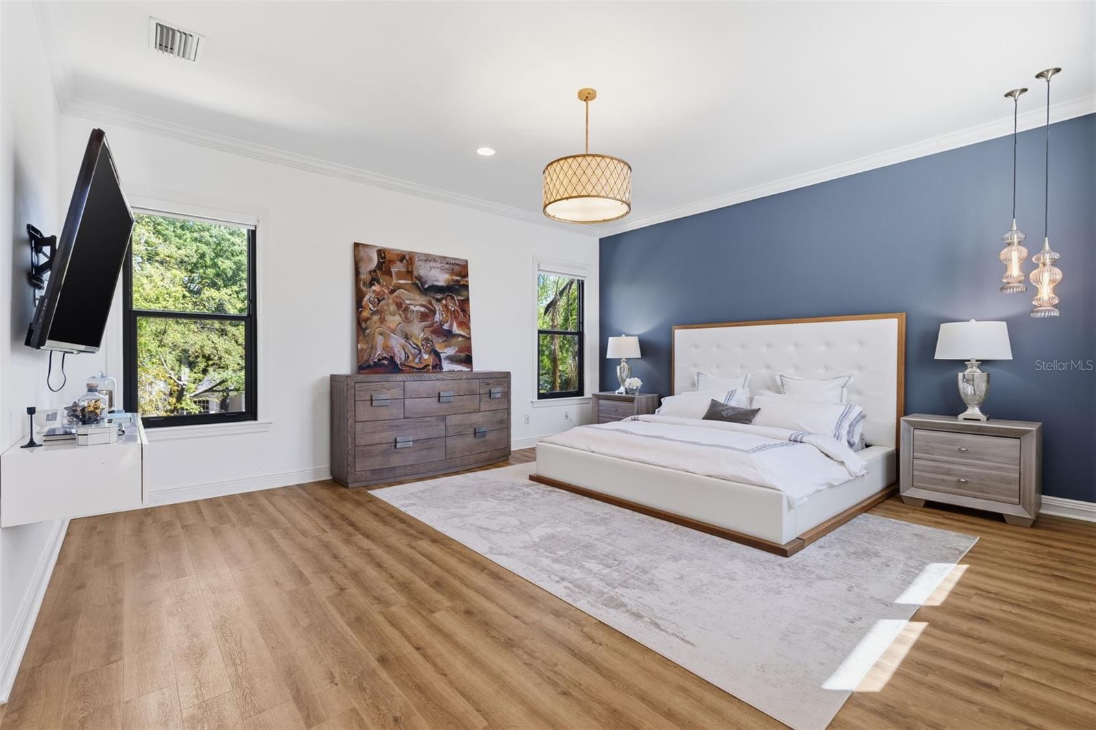 ISLAND HOMES - Residential