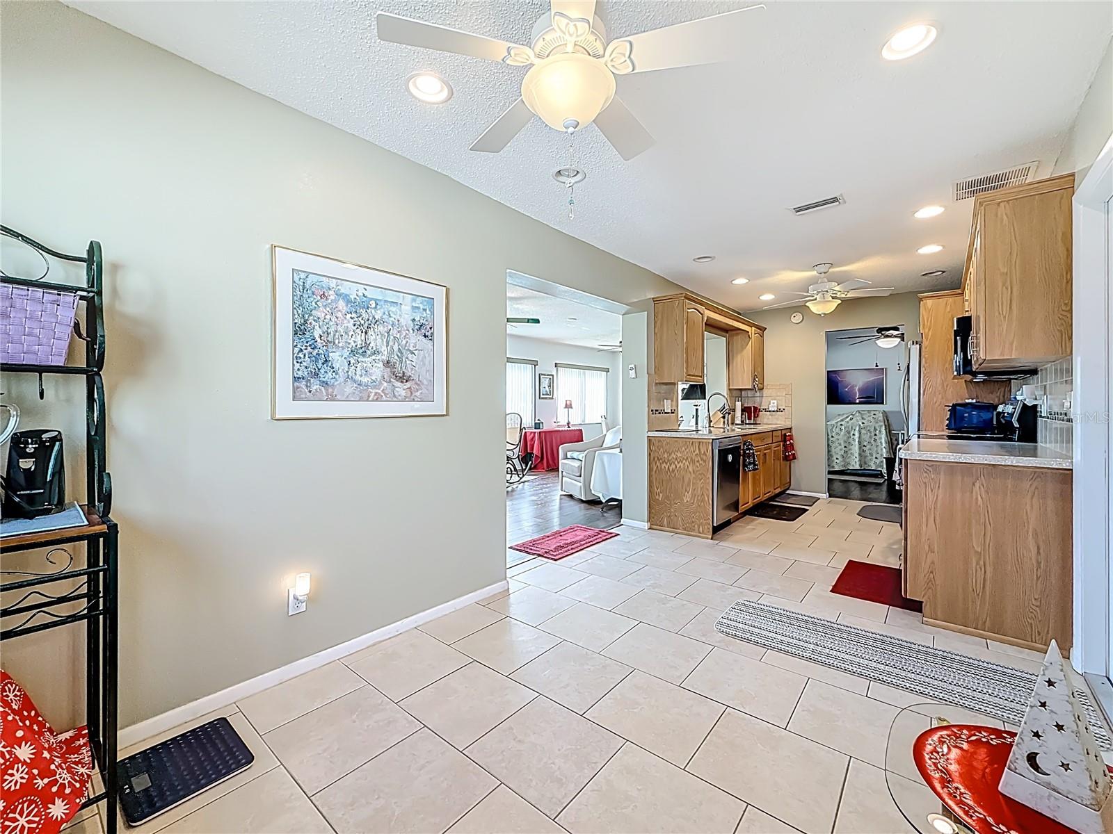 MAINLANDS OF TAMARAC BY THE GULF UNIT 4 CONDO - Residential