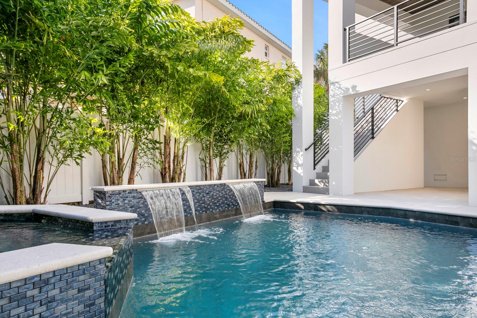 SUNSET PARK - Residential