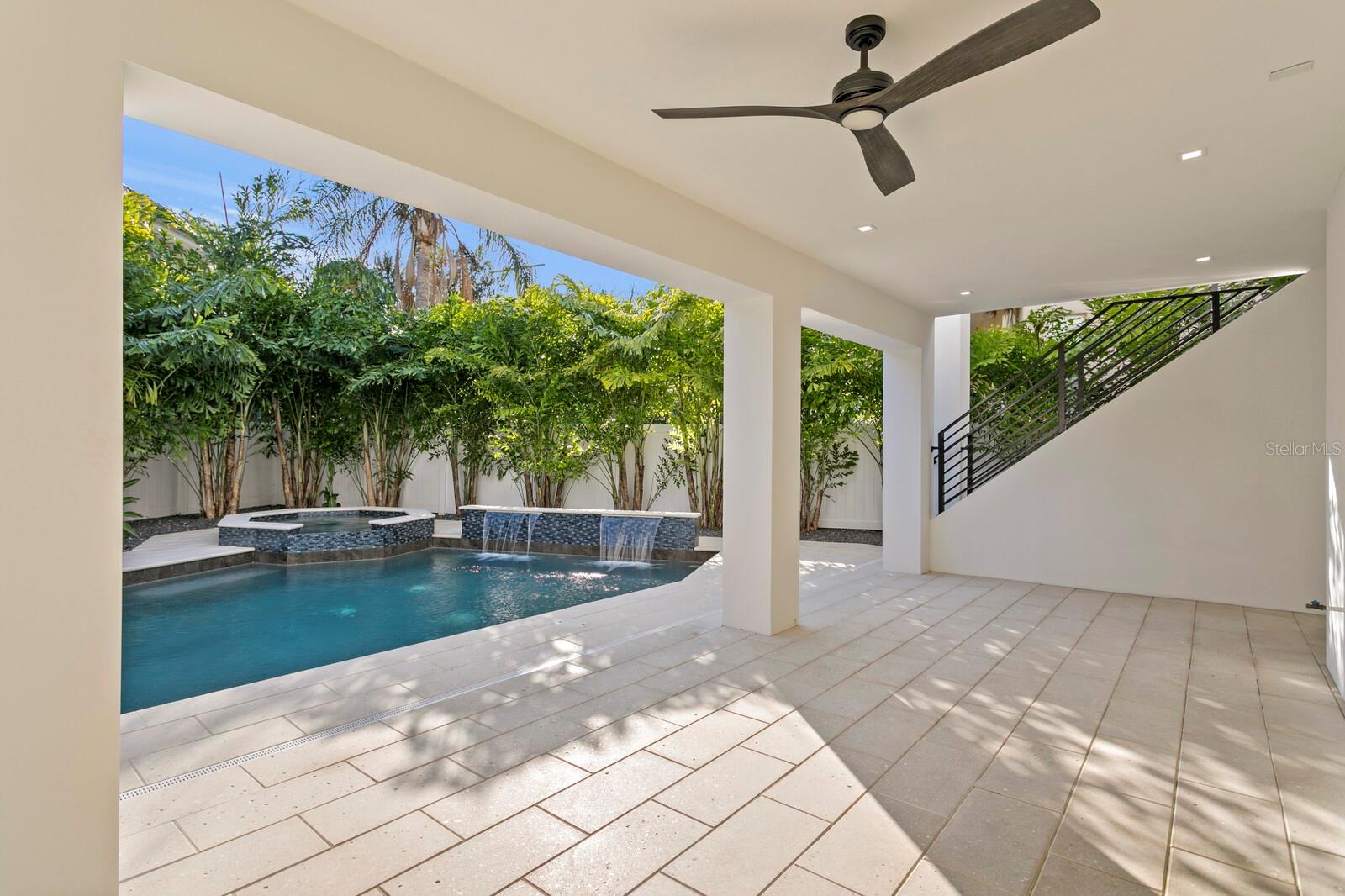 SUNSET PARK - Residential