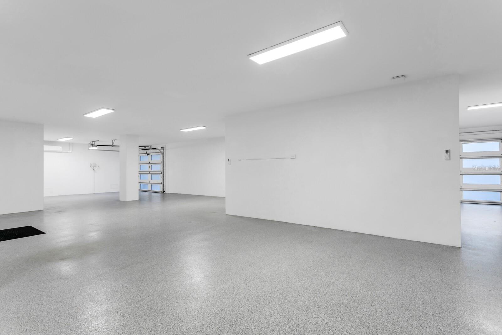 SUNSET PARK - Residential