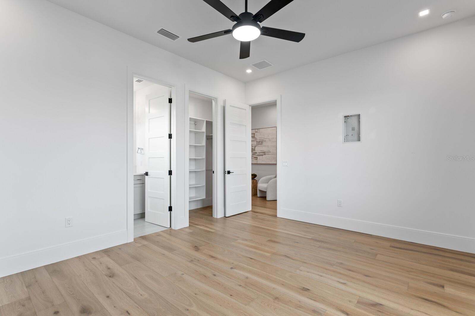 SUNSET PARK - Residential