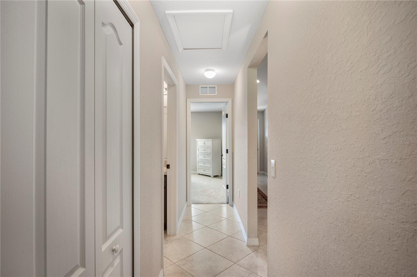 CREEKS XING EAST - Residential