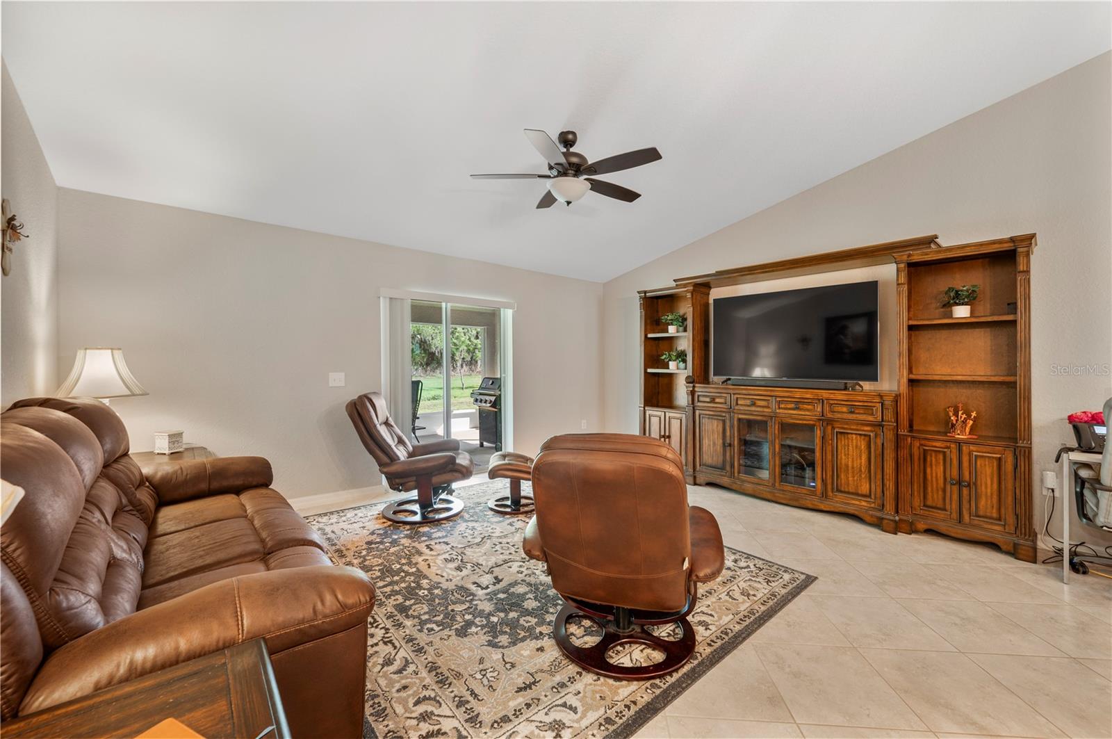 CREEKS XING EAST - Residential