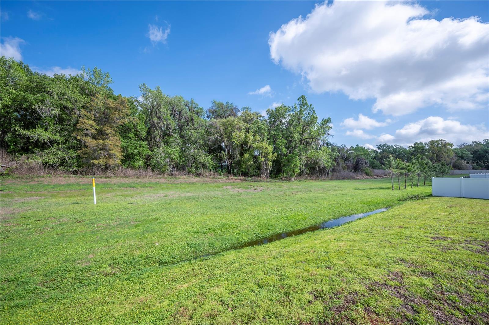 CREEKS XING EAST - Residential