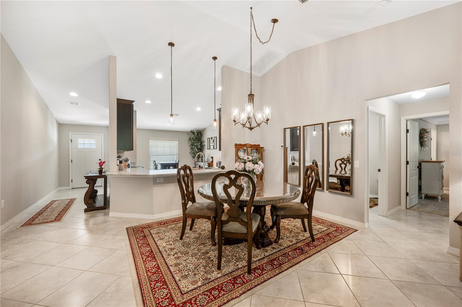 CREEKS XING EAST - Residential