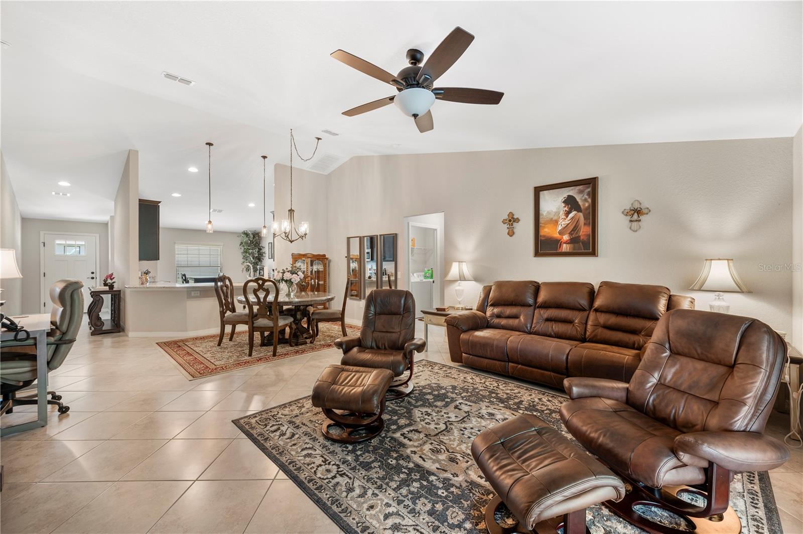 CREEKS XING EAST - Residential