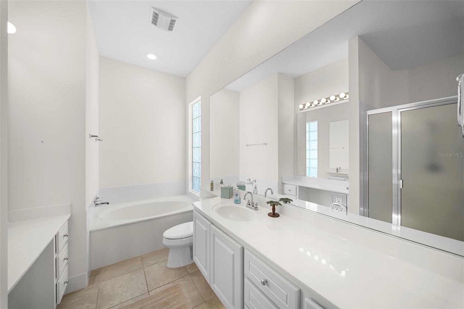 VILLAGEWALK - Residential