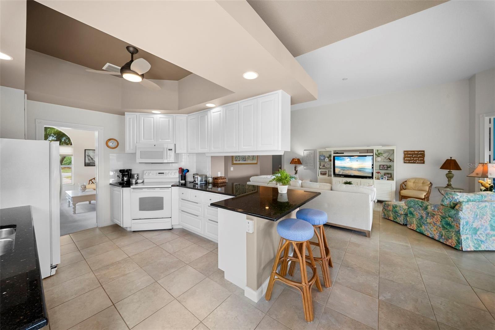 VILLAGEWALK - Residential