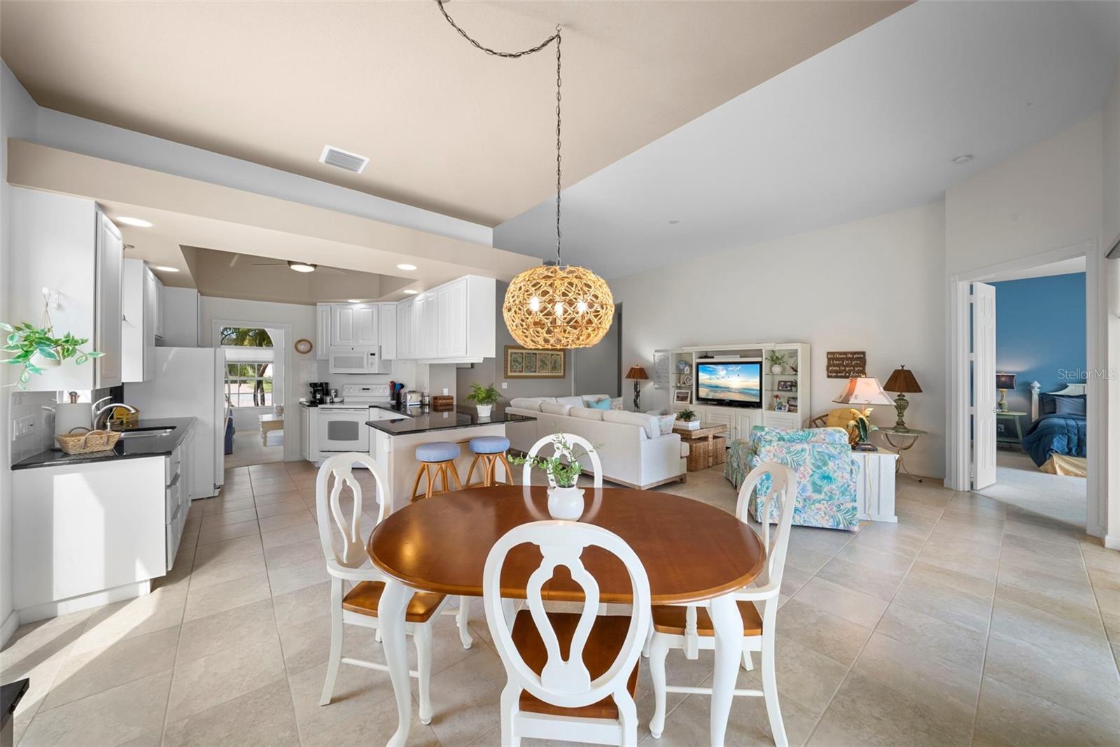 VILLAGEWALK - Residential