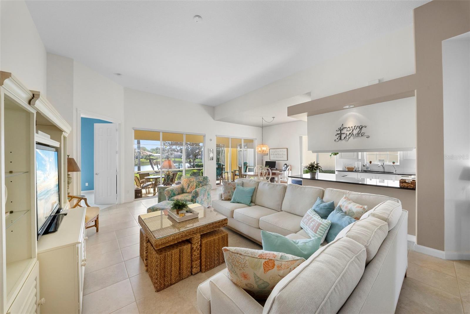 VILLAGEWALK - Residential