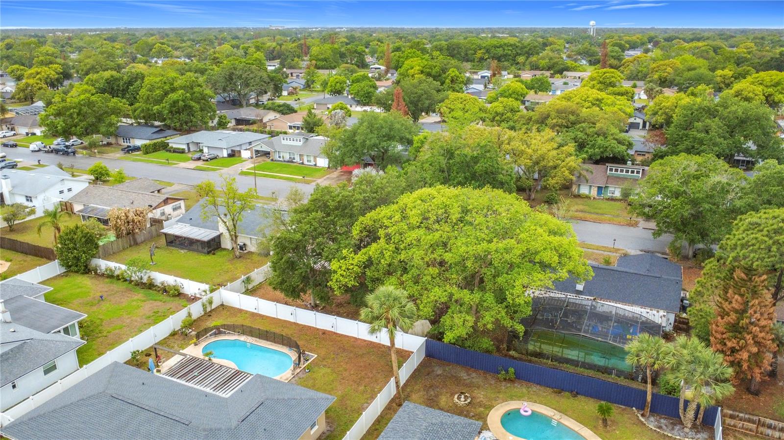 HOWELL BRANCH WOODS - Residential