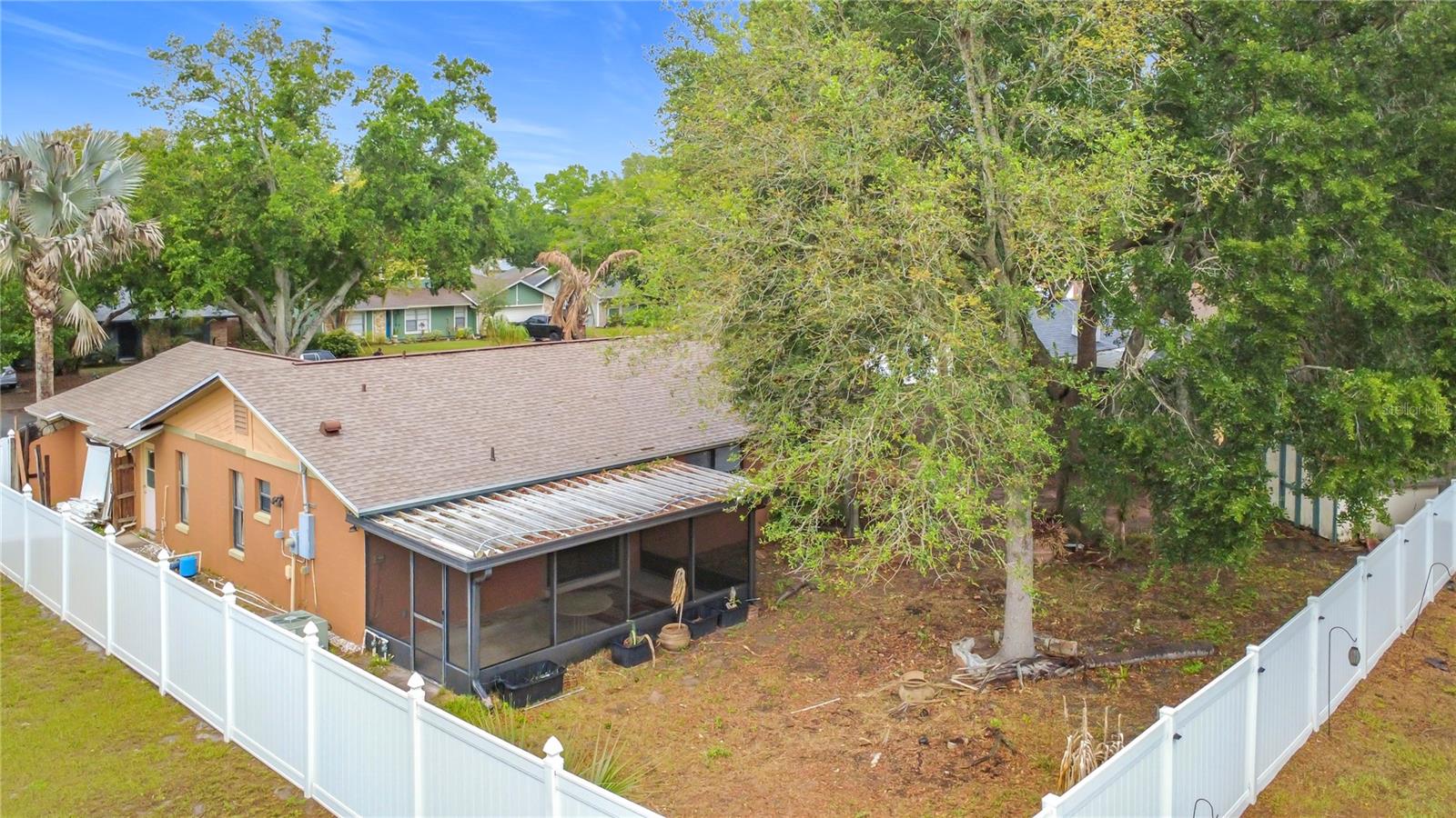 HOWELL BRANCH WOODS - Residential