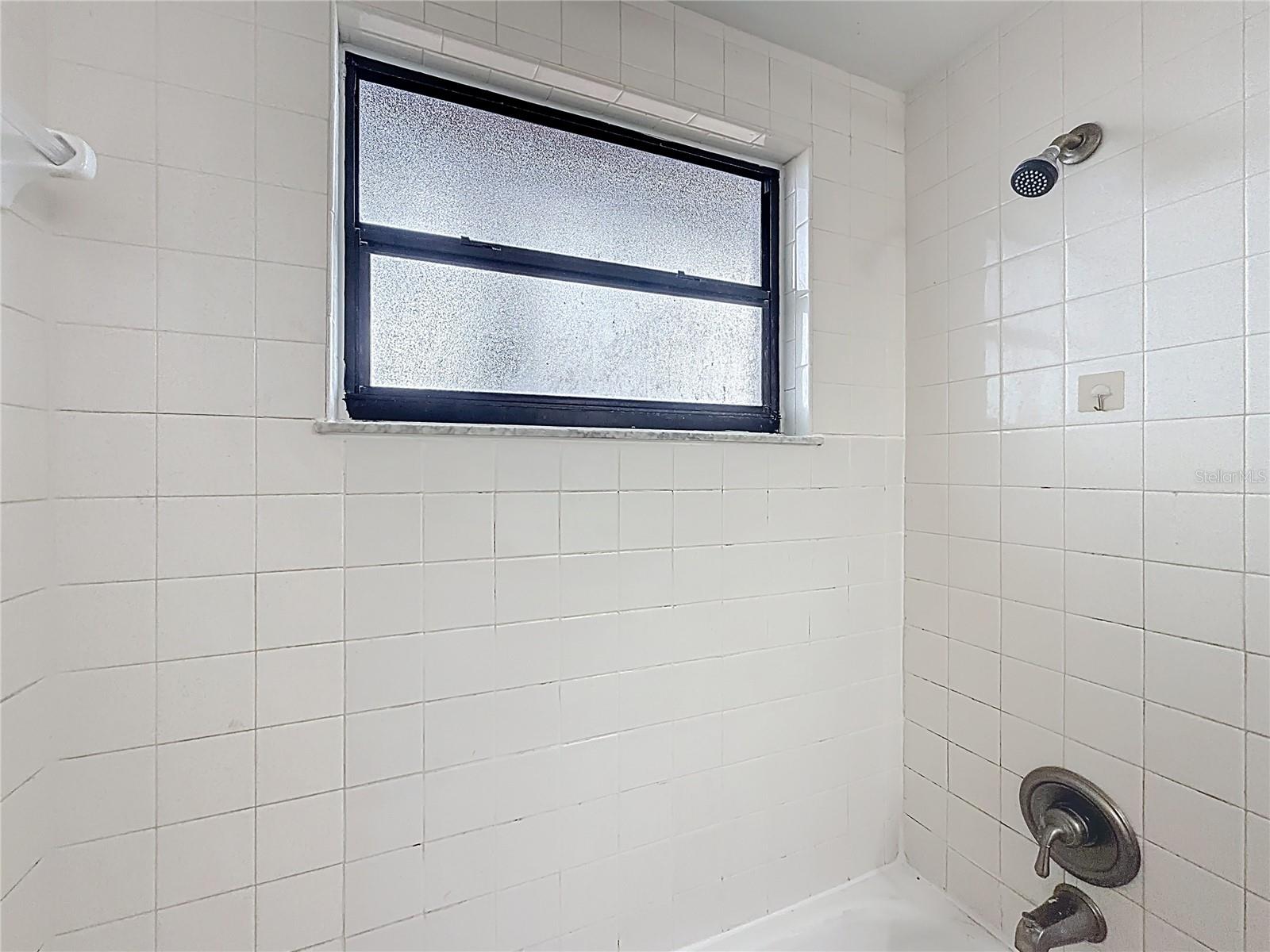 HOWELL BRANCH WOODS - Residential