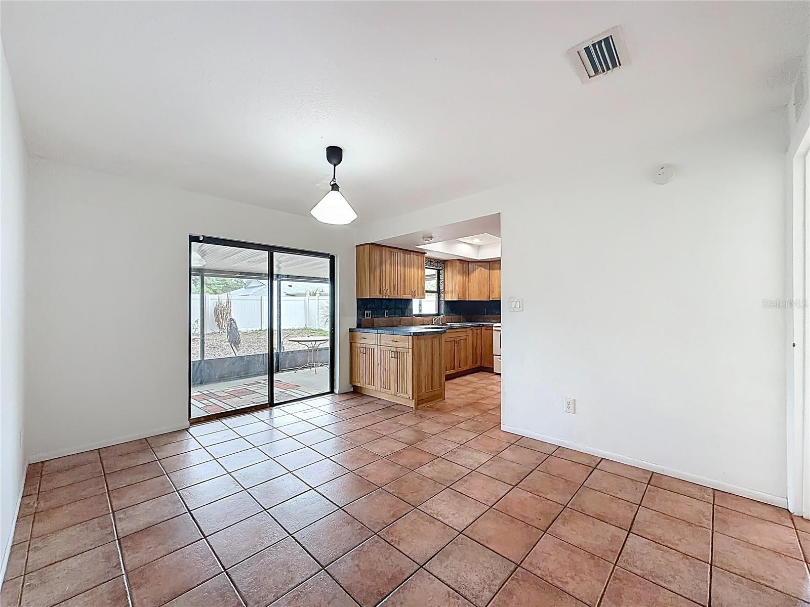 HOWELL BRANCH WOODS - Residential