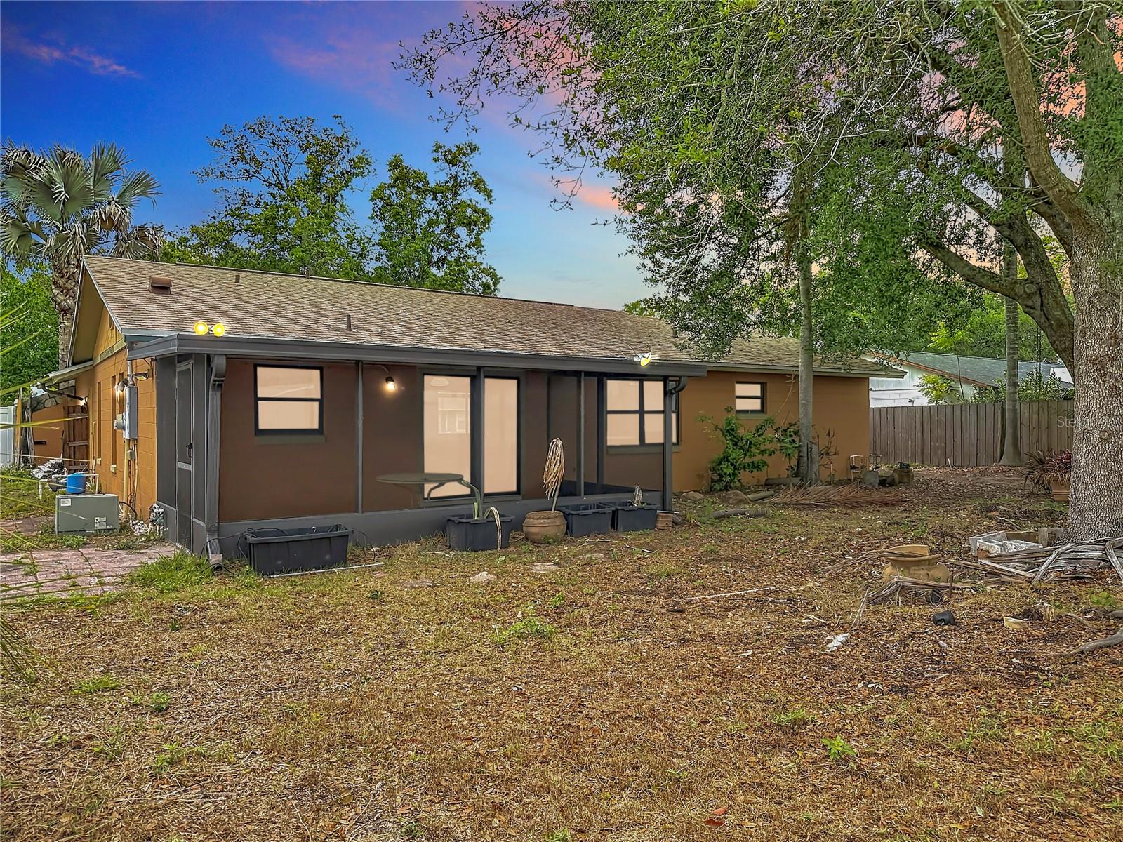 HOWELL BRANCH WOODS - Residential