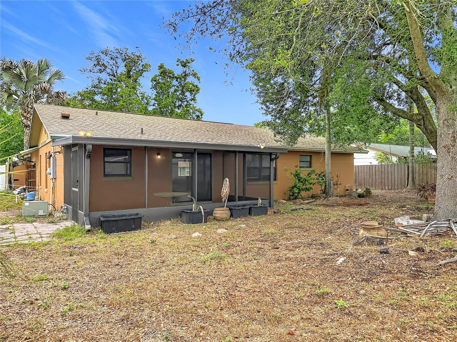 HOWELL BRANCH WOODS - Residential