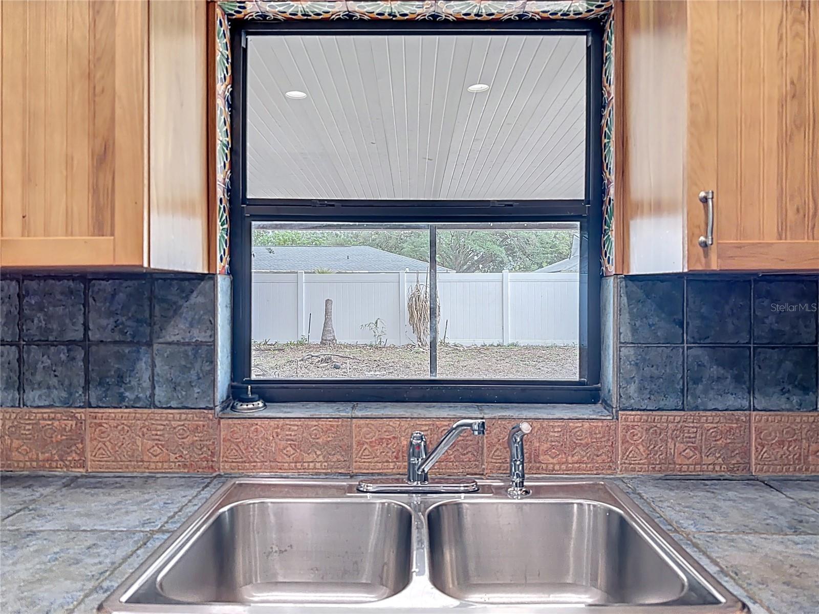 HOWELL BRANCH WOODS - Residential