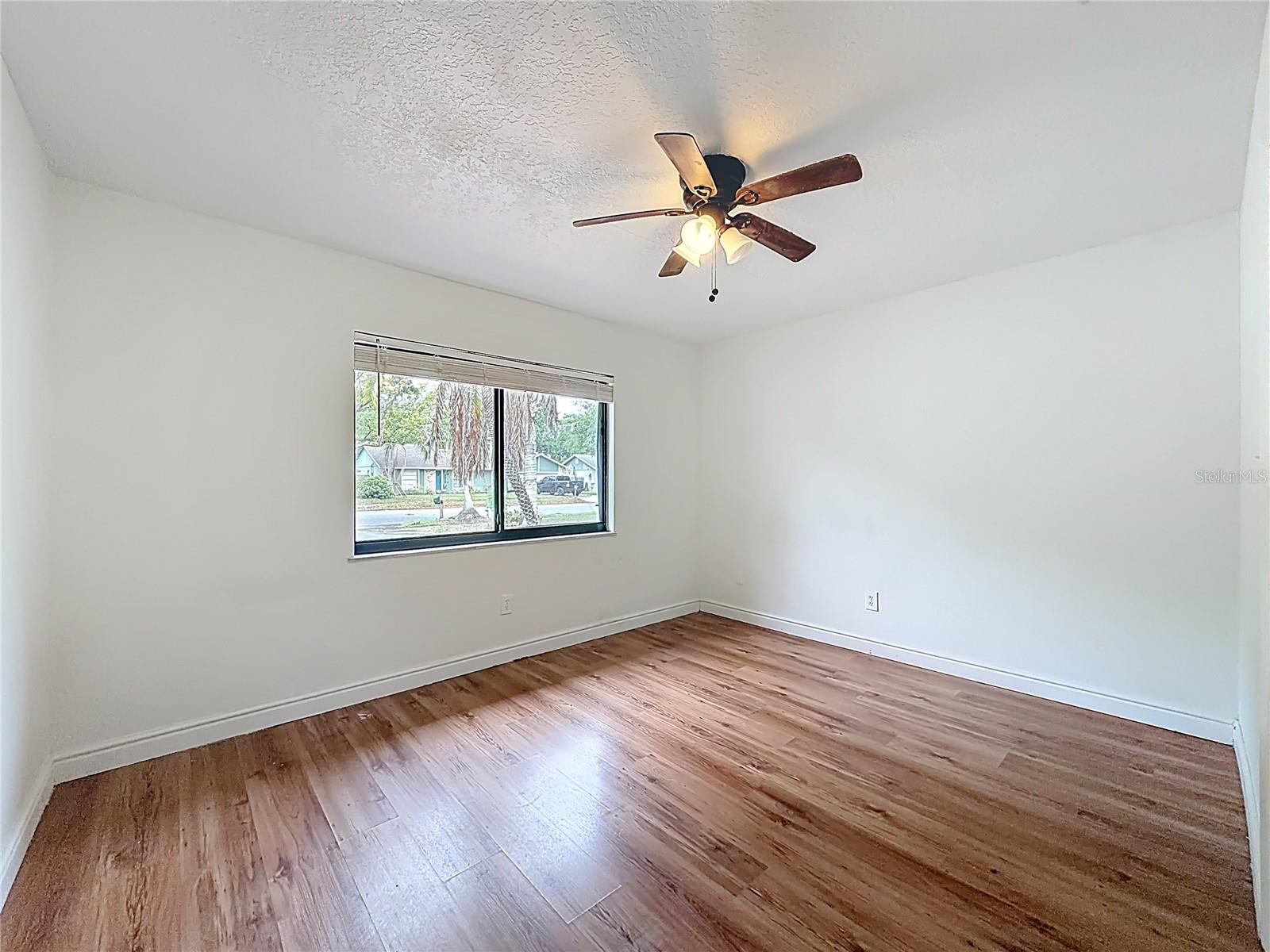 HOWELL BRANCH WOODS - Residential