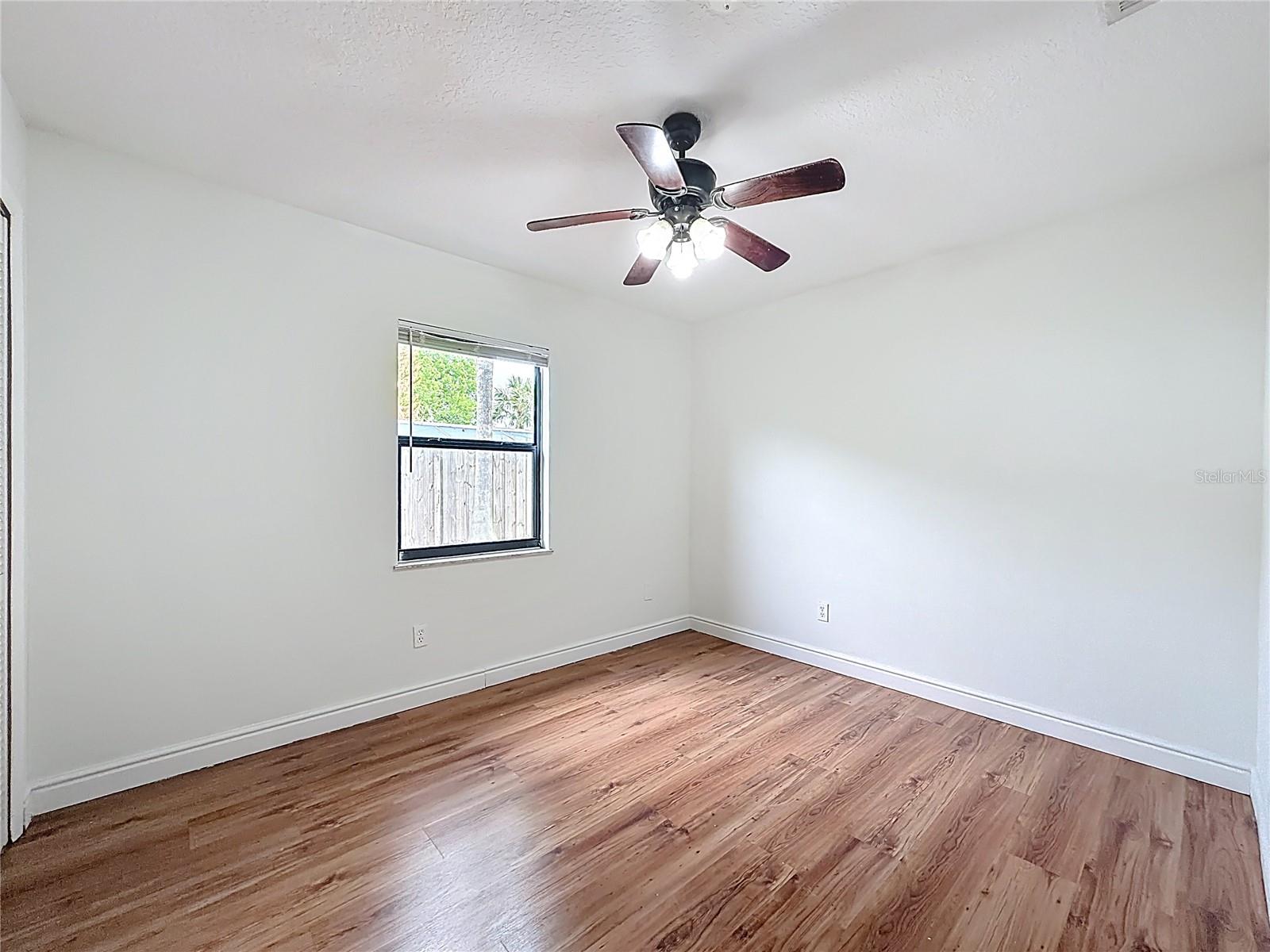 HOWELL BRANCH WOODS - Residential