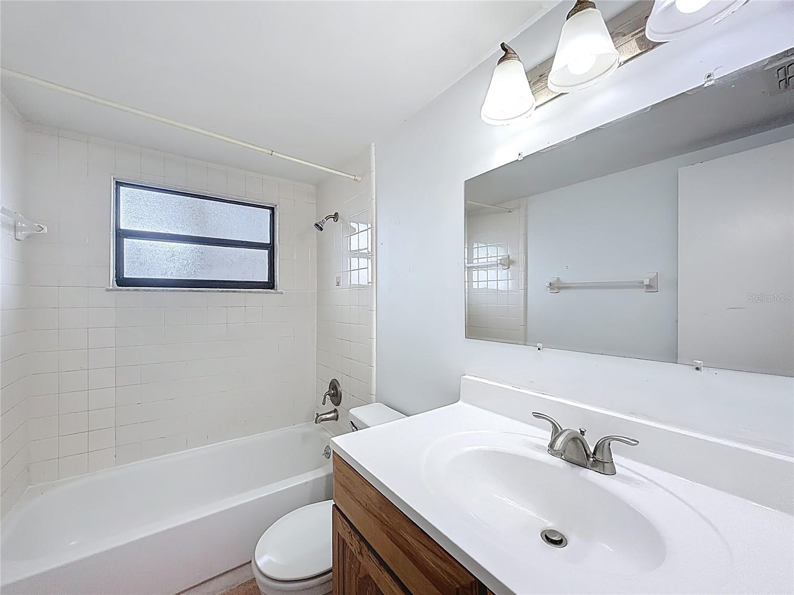 HOWELL BRANCH WOODS - Residential