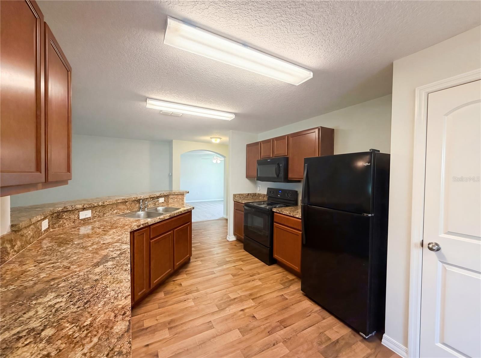 TAVARES CHELSEA OAKS SOUTH - Residential