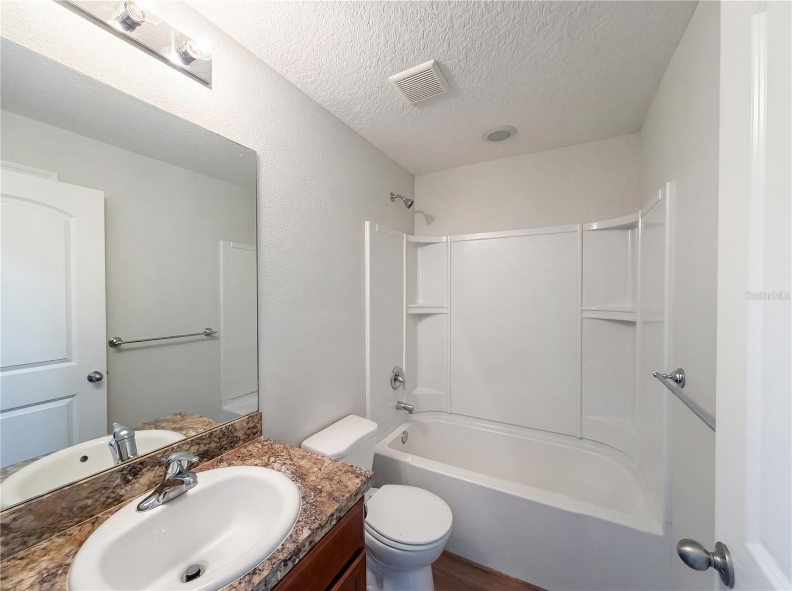 TAVARES CHELSEA OAKS SOUTH - Residential