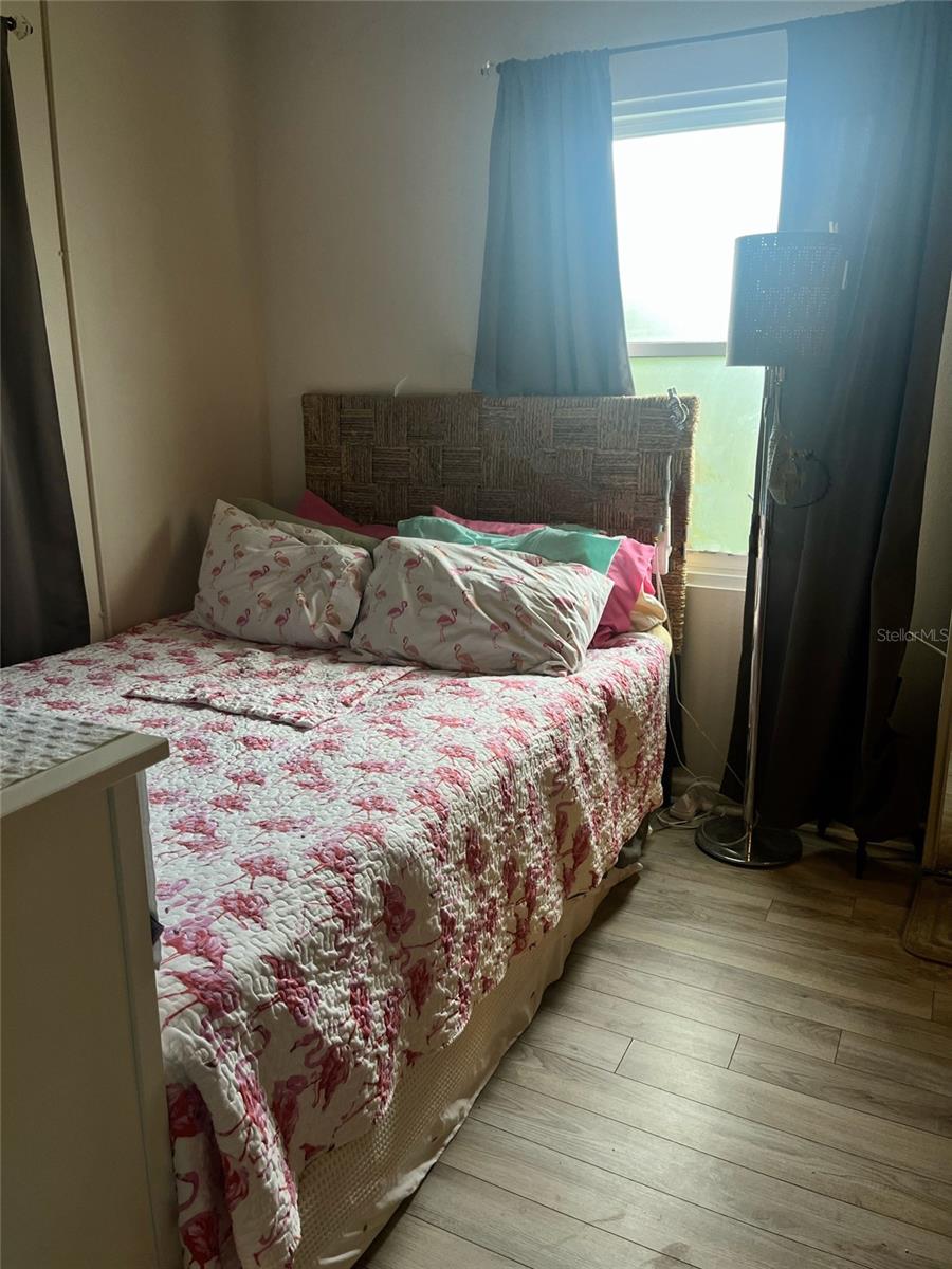 SOUTH VENICE - Residential