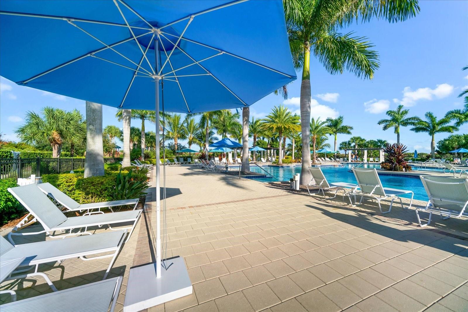 SARASOTA NATIONAL - Residential