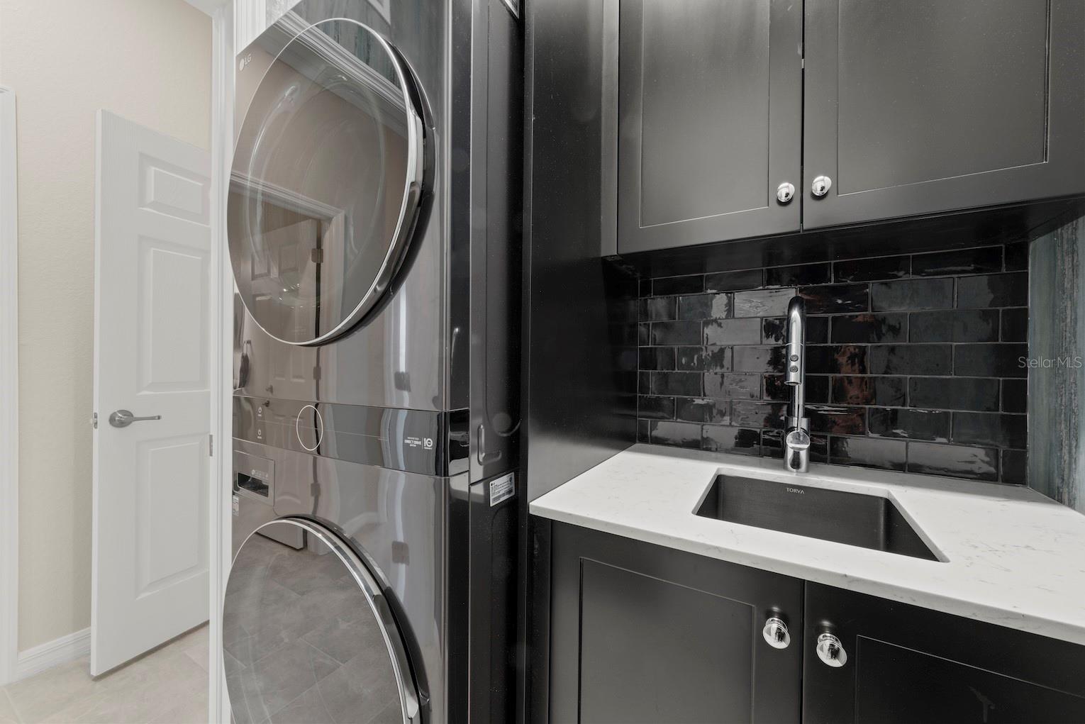 SARASOTA NATIONAL - Residential