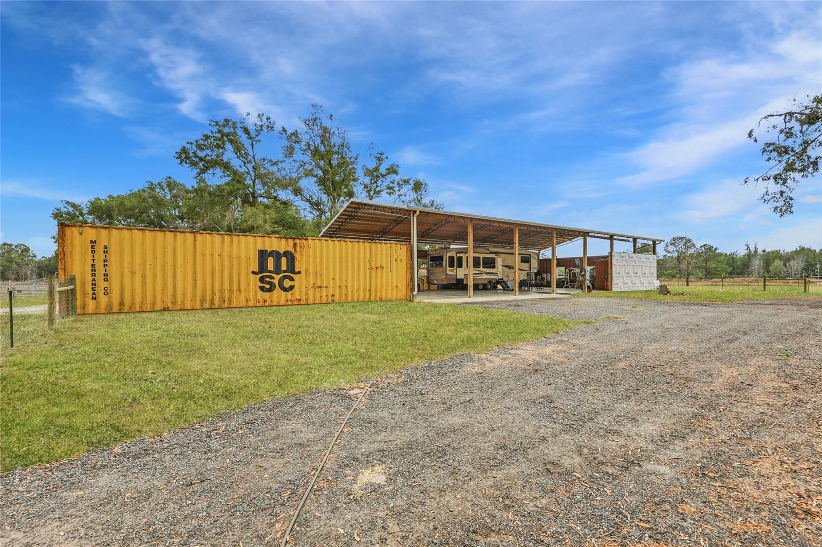 ICHETUCKNEE MEADOWS - Land