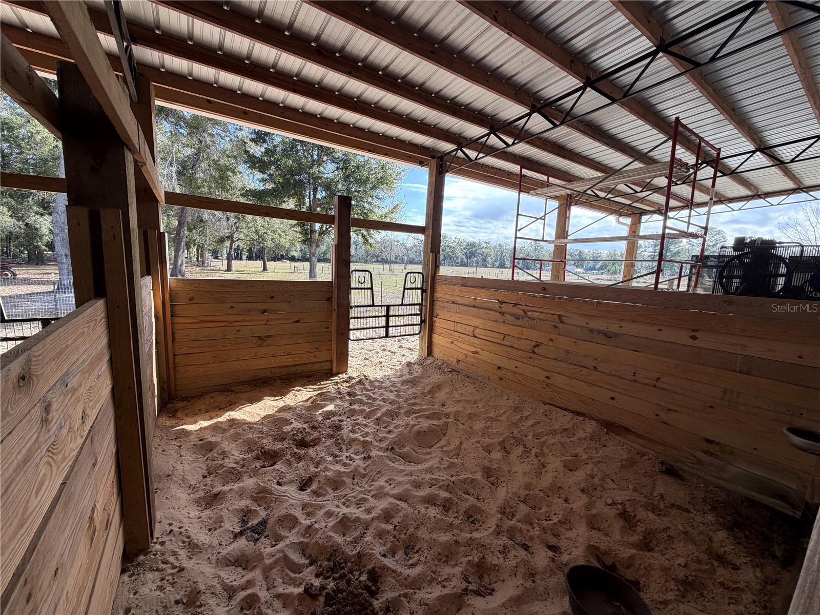 ICHETUCKNEE MEADOWS - Land