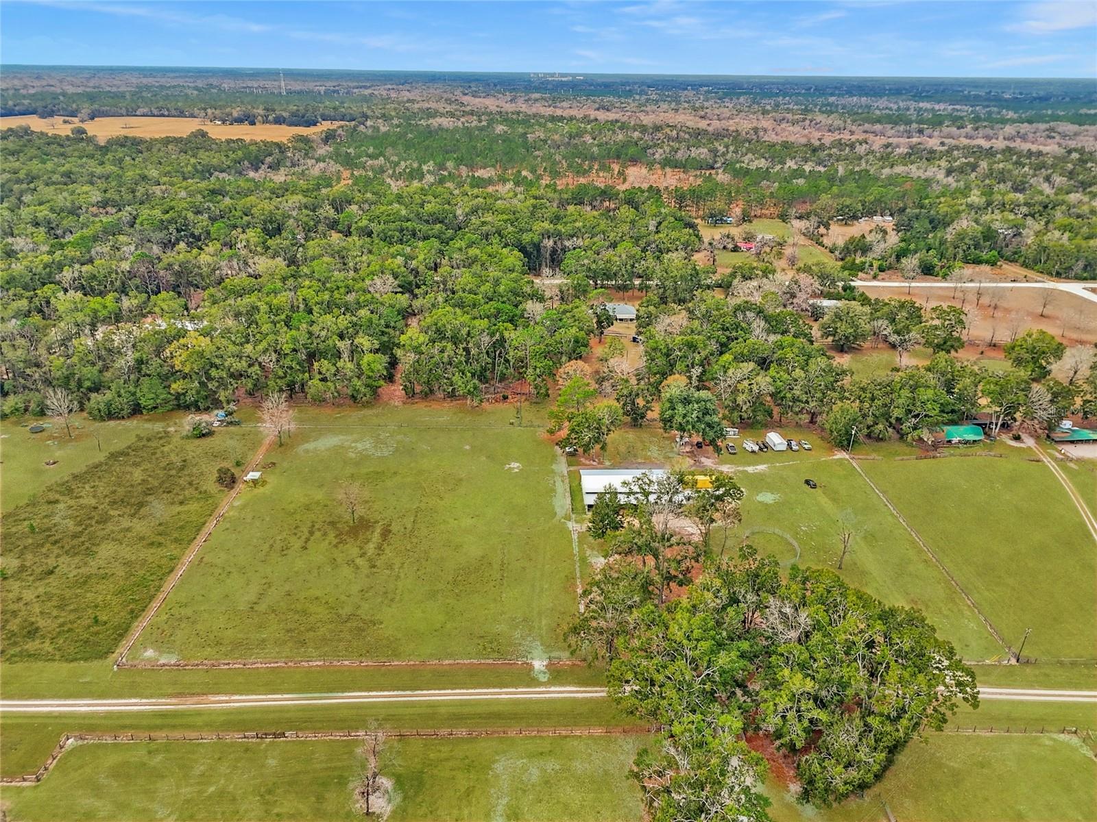 ICHETUCKNEE MEADOWS - Land