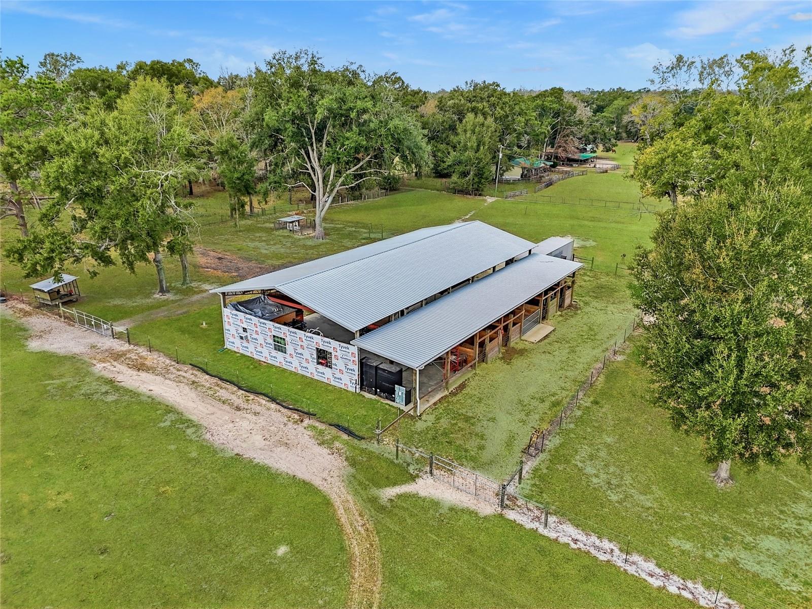 ICHETUCKNEE MEADOWS - Land