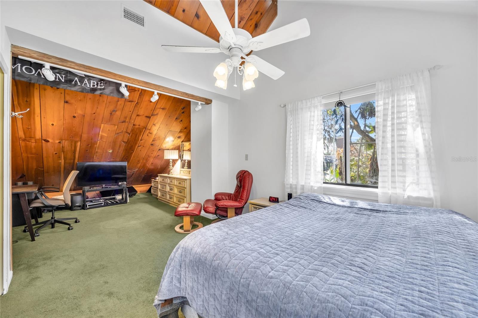 EDGEWOOD RANCHES - Residential