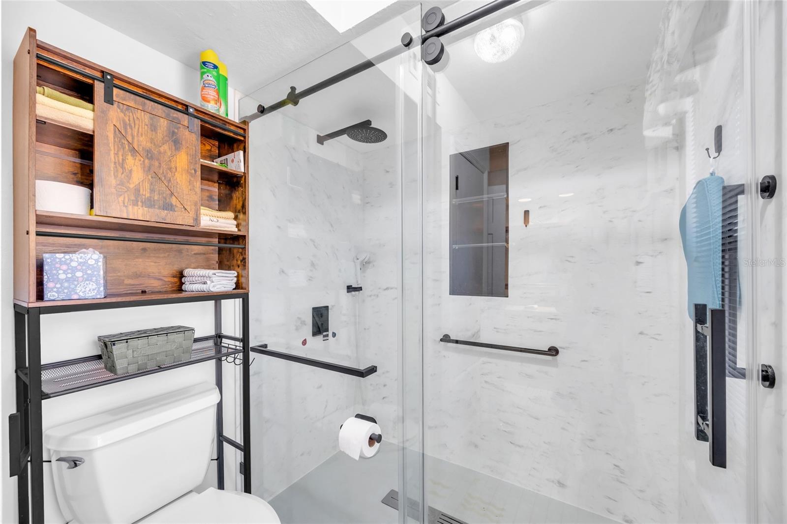 EDGEWOOD RANCHES - Residential